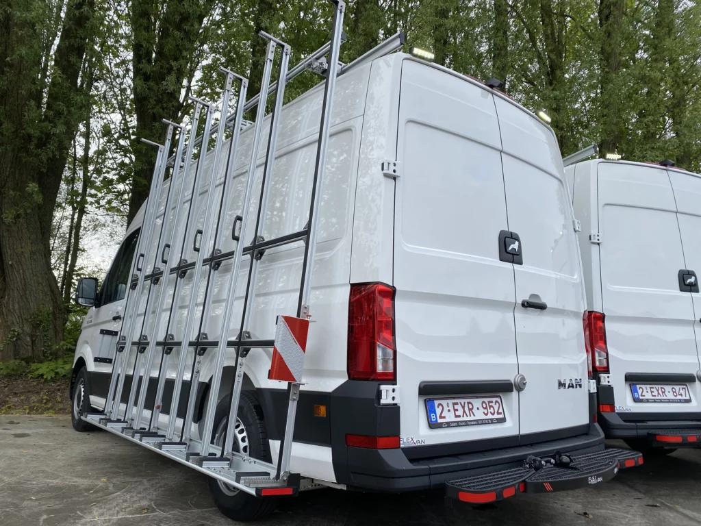 Door Flexvan ingerichte bestelwagen, voorbeeld van een realisatie voor Bedrijfswageninrichting Brugge