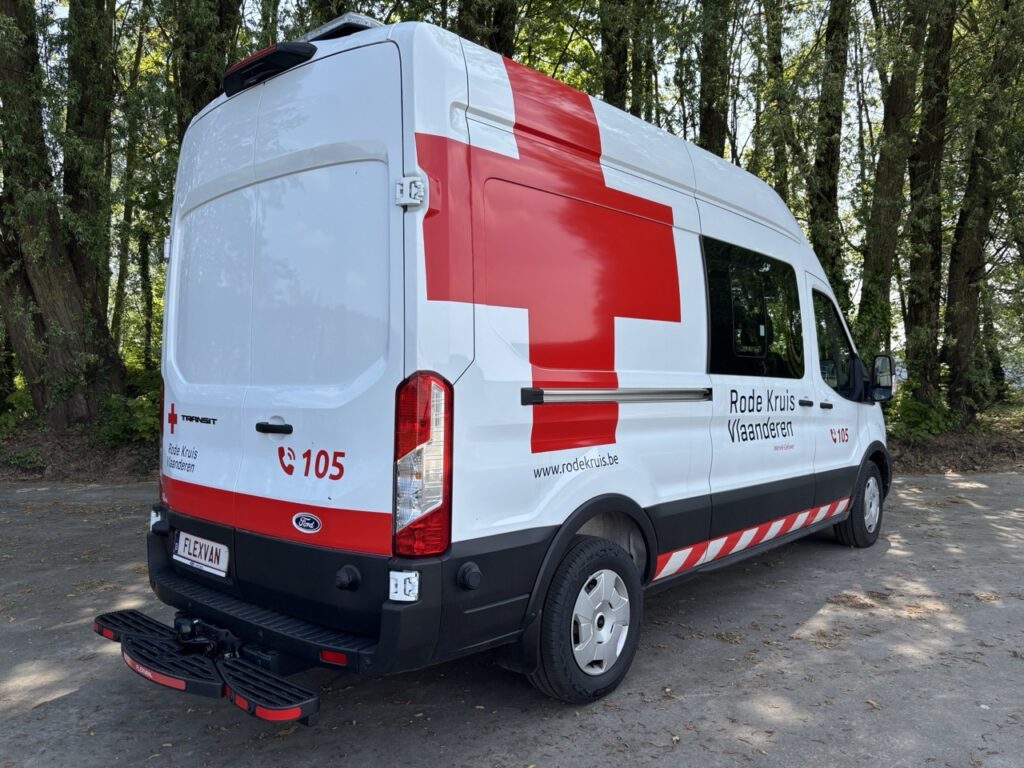 Door Flexvan ingerichte bestelwagen, voorbeeld van een realisatie voor Bedrijfswageninrichting Torhout
