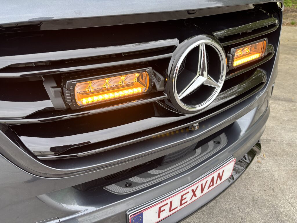 Door Flexvan ingerichte bestelwagen, voorbeeld van een realisatie voor Bedrijfswageninrichting Koekelare